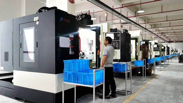 正安吸引“乡贤”郑一飞、郑二来，返乡创办黄瓜视频成年污APP下载卫浴